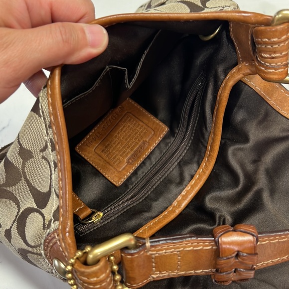 Coach signature Jacquard Shoulder Bag - Picture 8 of 9